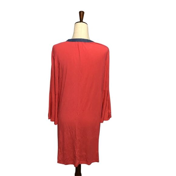 Umgee Bell Sleeve Lace V-Neck Shift Dress Medium - Picture 4 of 6